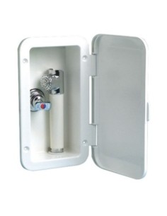 Box doccia con miscelatore tubo PVC parete