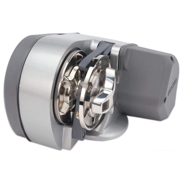 LEWMAR ProSport windlass