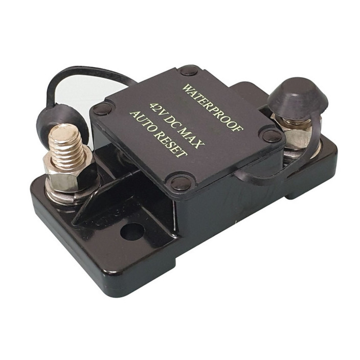 Watertight circuit breaker automatic reset