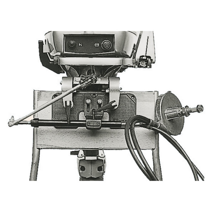 Device f singlecable steering gear mounting